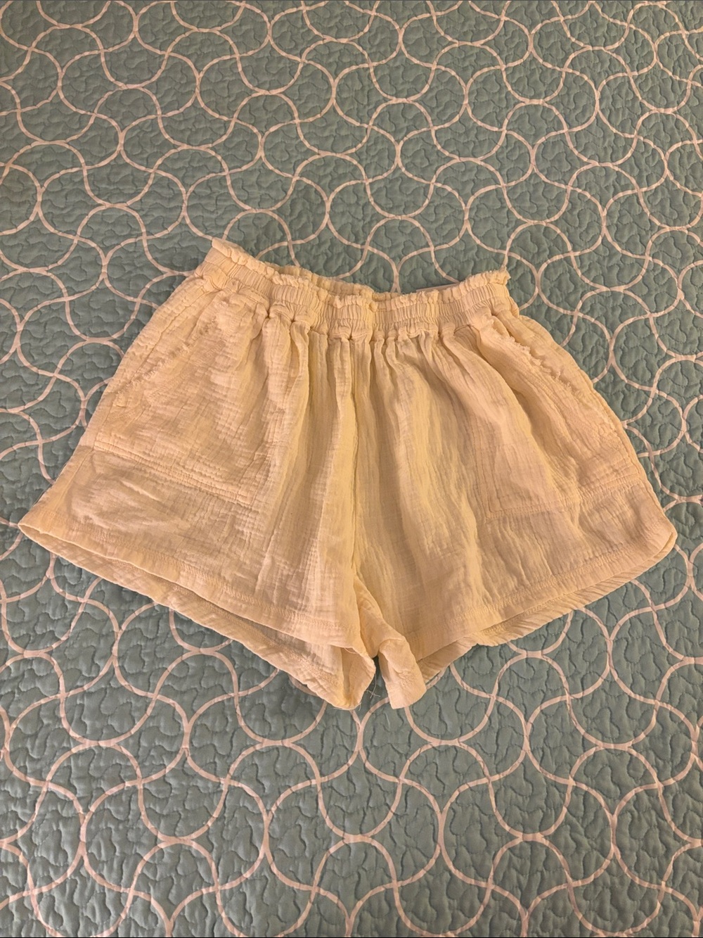 BRAND NEW Jadelynn Brooke cream cotton women’s shorts
